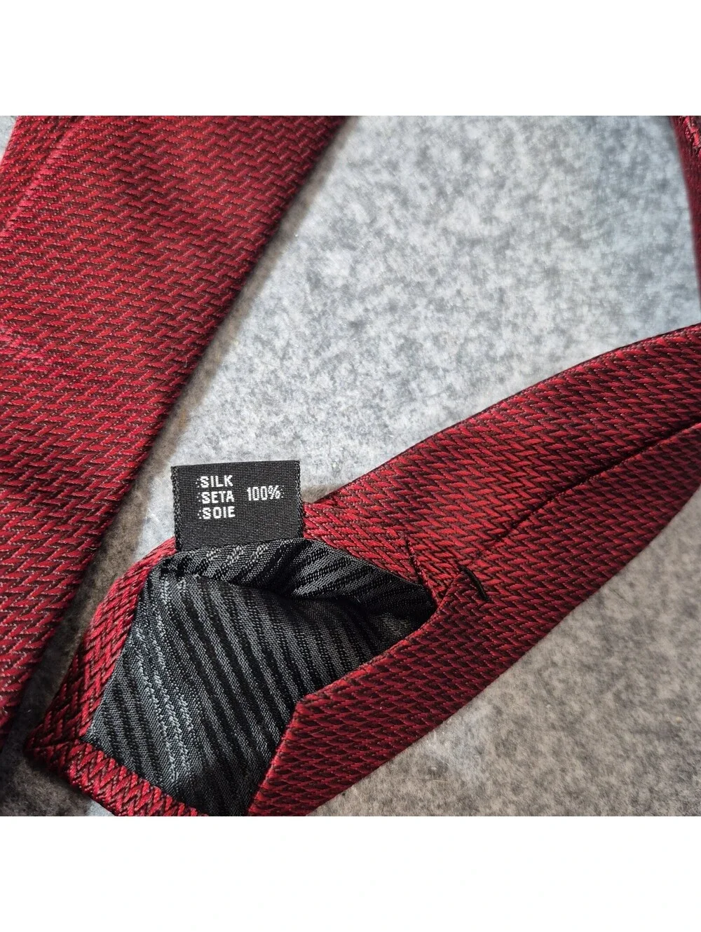 ERTU Luxury Silk Necktie made in Japan Red
